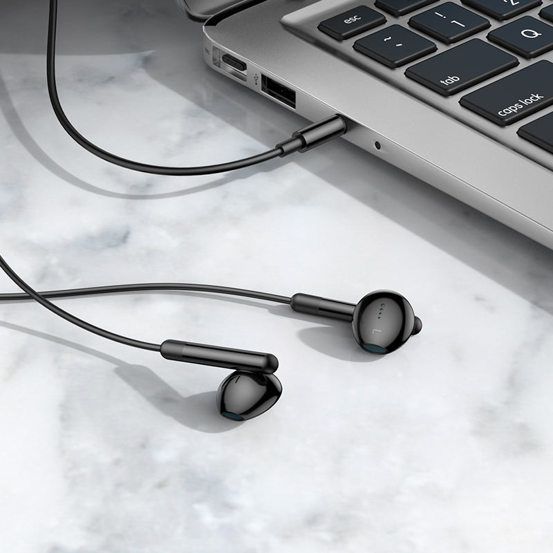 Hoco. M93 Auriculares De Control Por Cable Con Micrófono